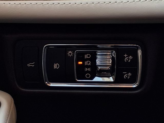 Certified 2023 Lincoln Aviator Black Label w/ Jet Package AWD/4WD image 15