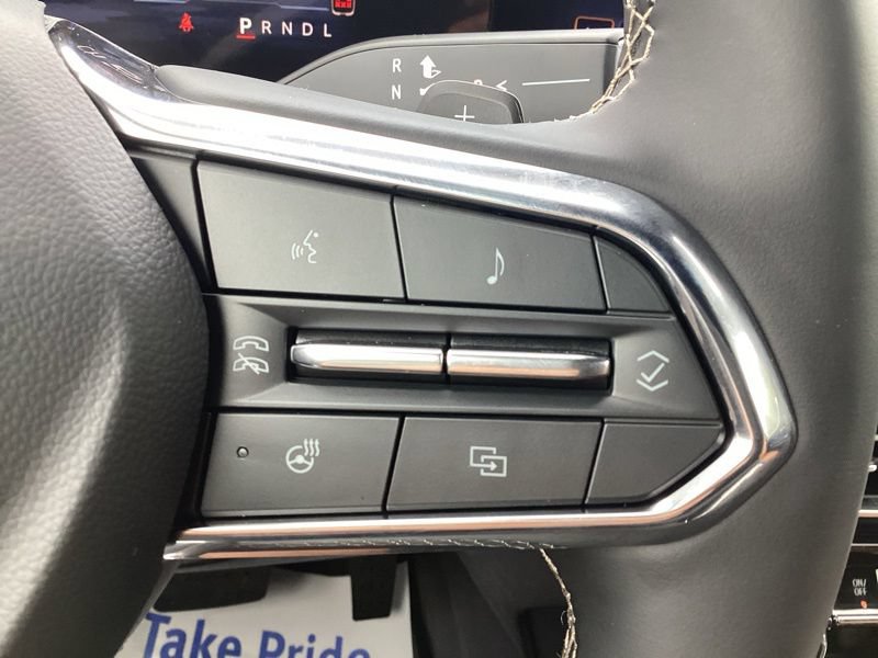 New 2027 Chevrolet Traverse Z71 w/ Enhanced Driving Package AWD/4WD image 32
