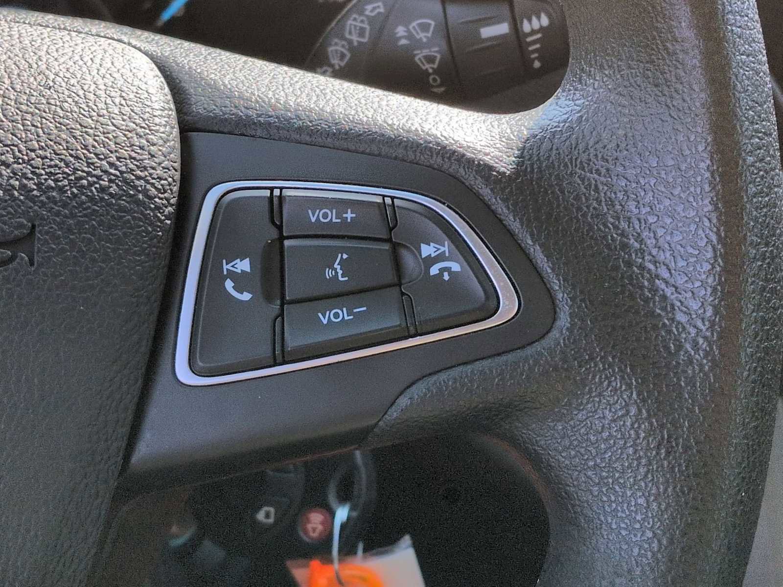 Used 2019 Ford Escape S image 25