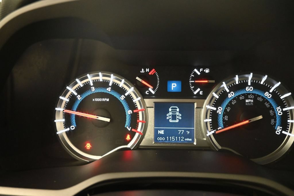 Used 2017 Toyota 4Runner Limited AWD/4WD image 19