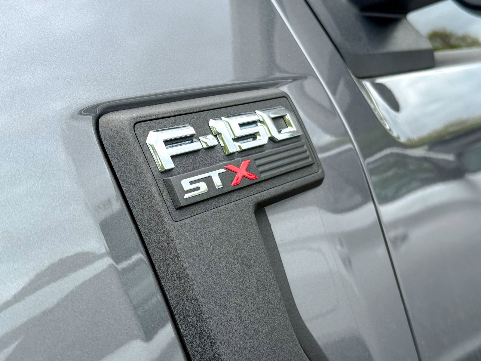 Used 2021 Ford F150 XL w/ STX Appearance Package RWD image 10