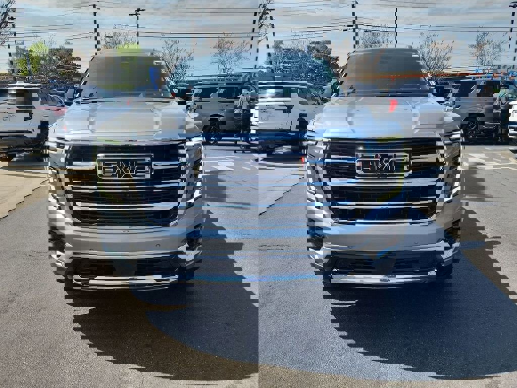 Certified 2025 GMC Yukon Elevation w/ Elevation Premium Package AWD/4WD image 3