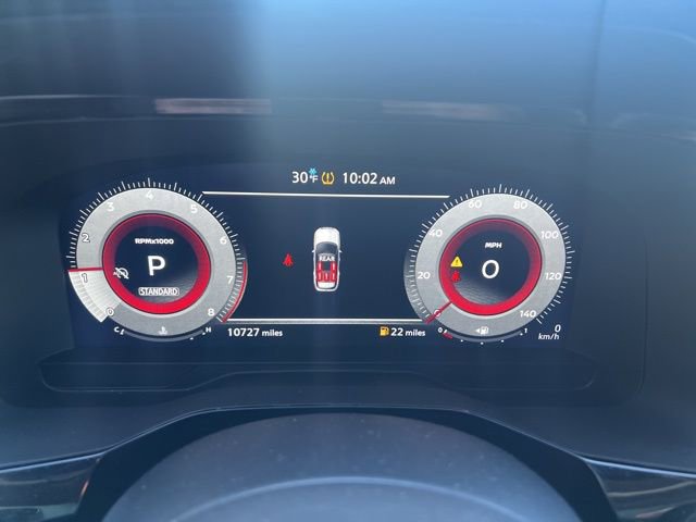 Used 2025 Nissan Pathfinder Platinum image 10