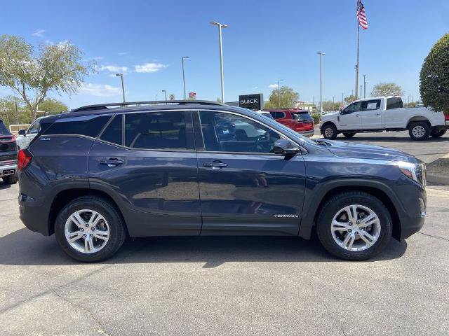 Used 2019 GMC Terrain SLE w/ Driver Convenience Package FWD image 2