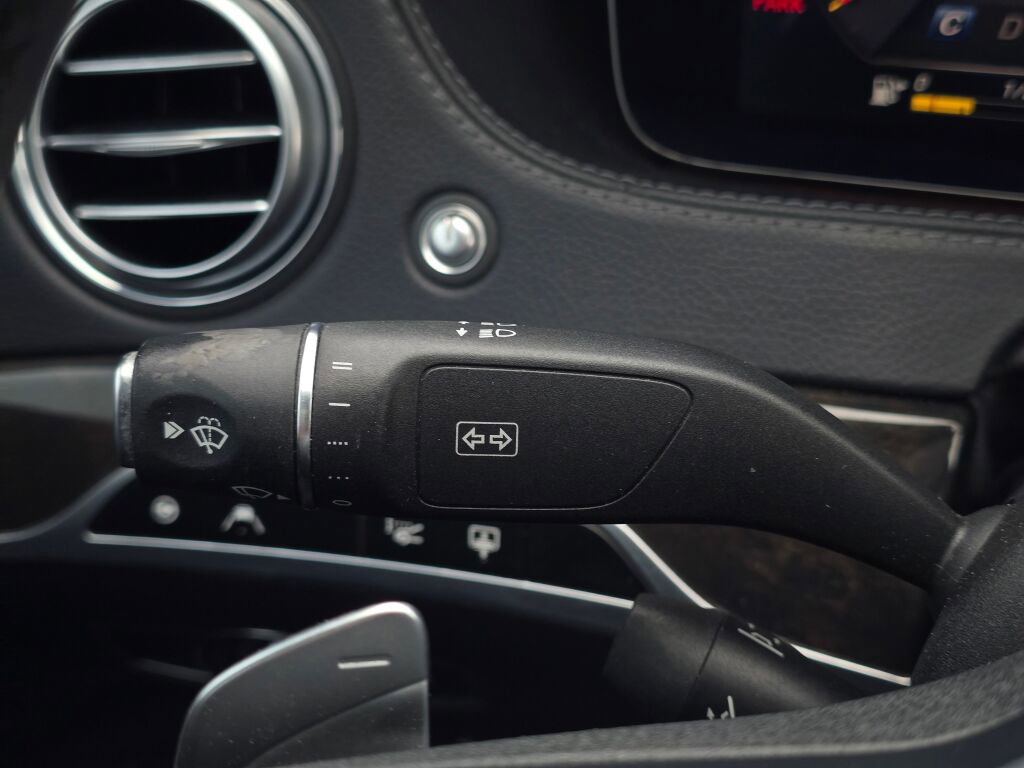 Used 2018 Mercedes-Benz S 450 Sedan image 23