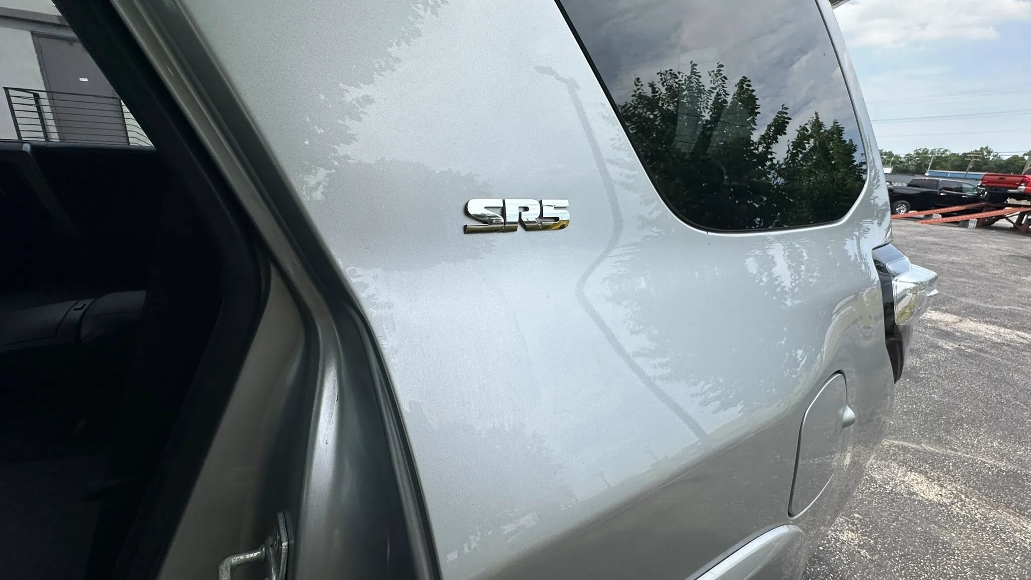 Used 2018 Toyota 4Runner SR5 Premium AWD/4WD image 17