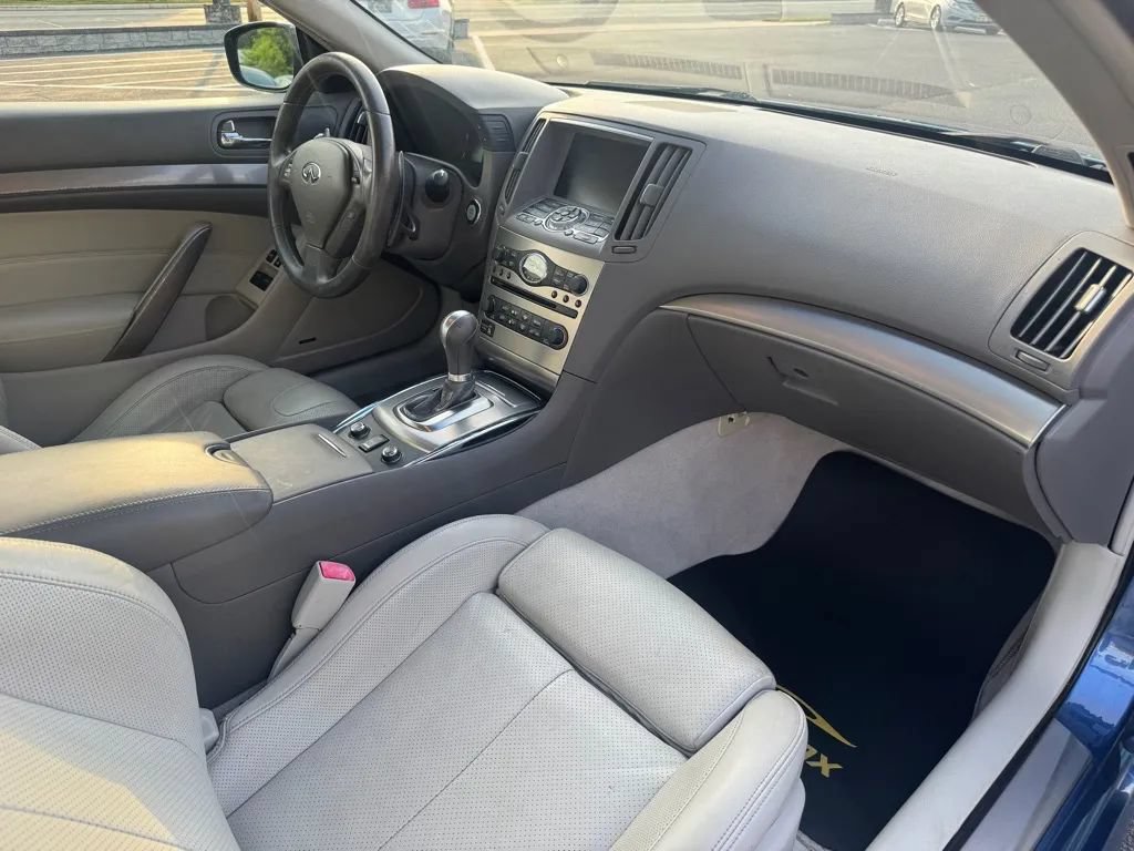 Used 2012 INFINITI G37 x Coupe w/ Premium Pkg AWD/4WD image 8