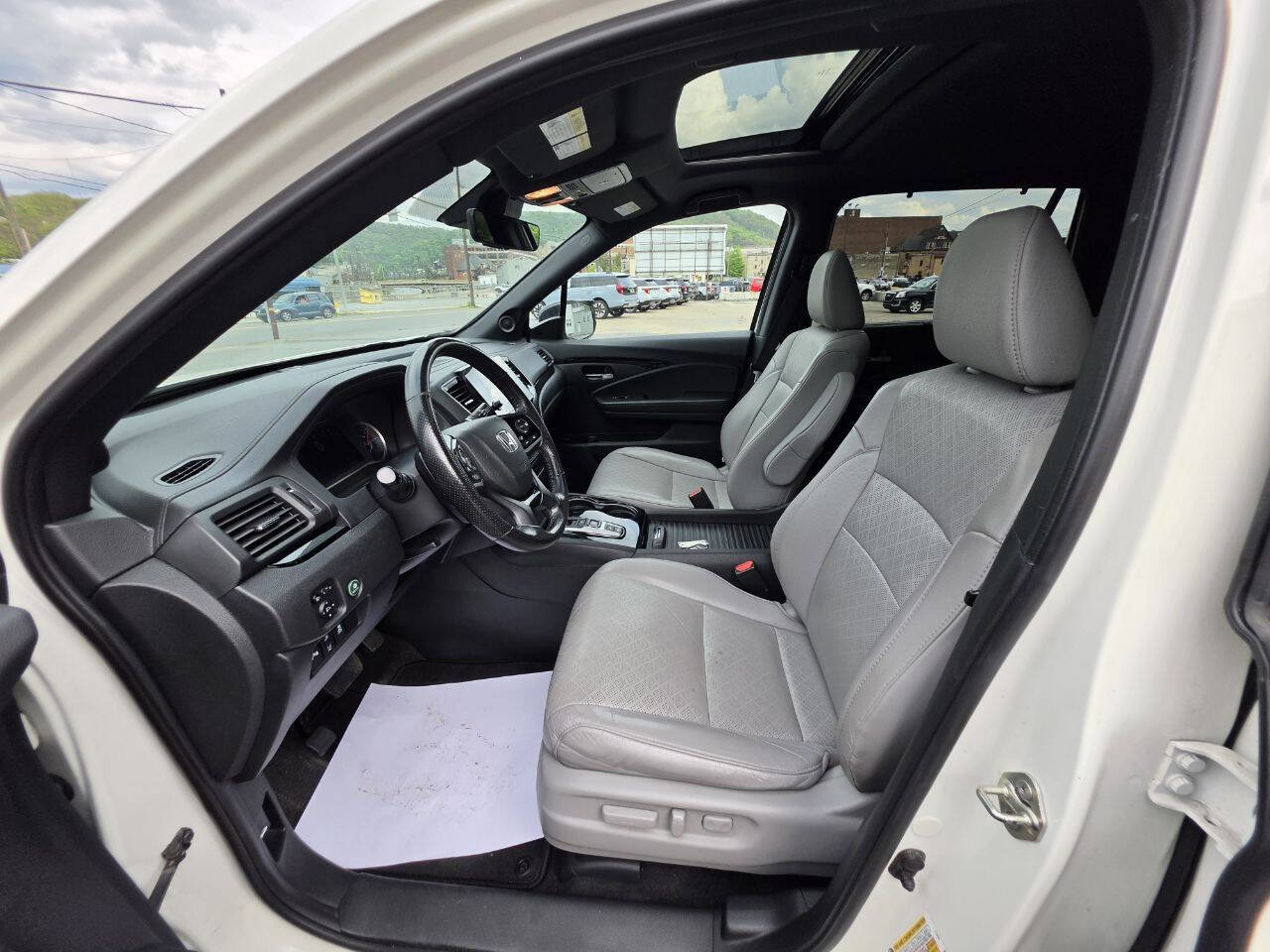 Used 2019 Honda Passport Elite image 16