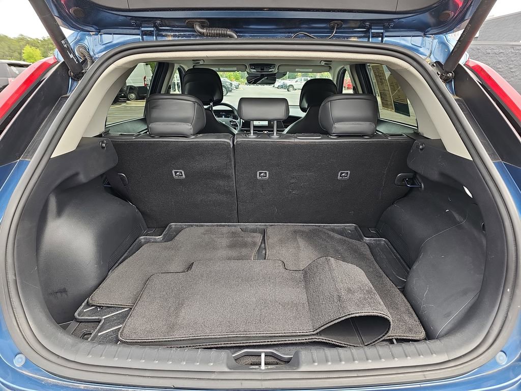 Used 2023 Kia Niro SX Touring FWD image 15