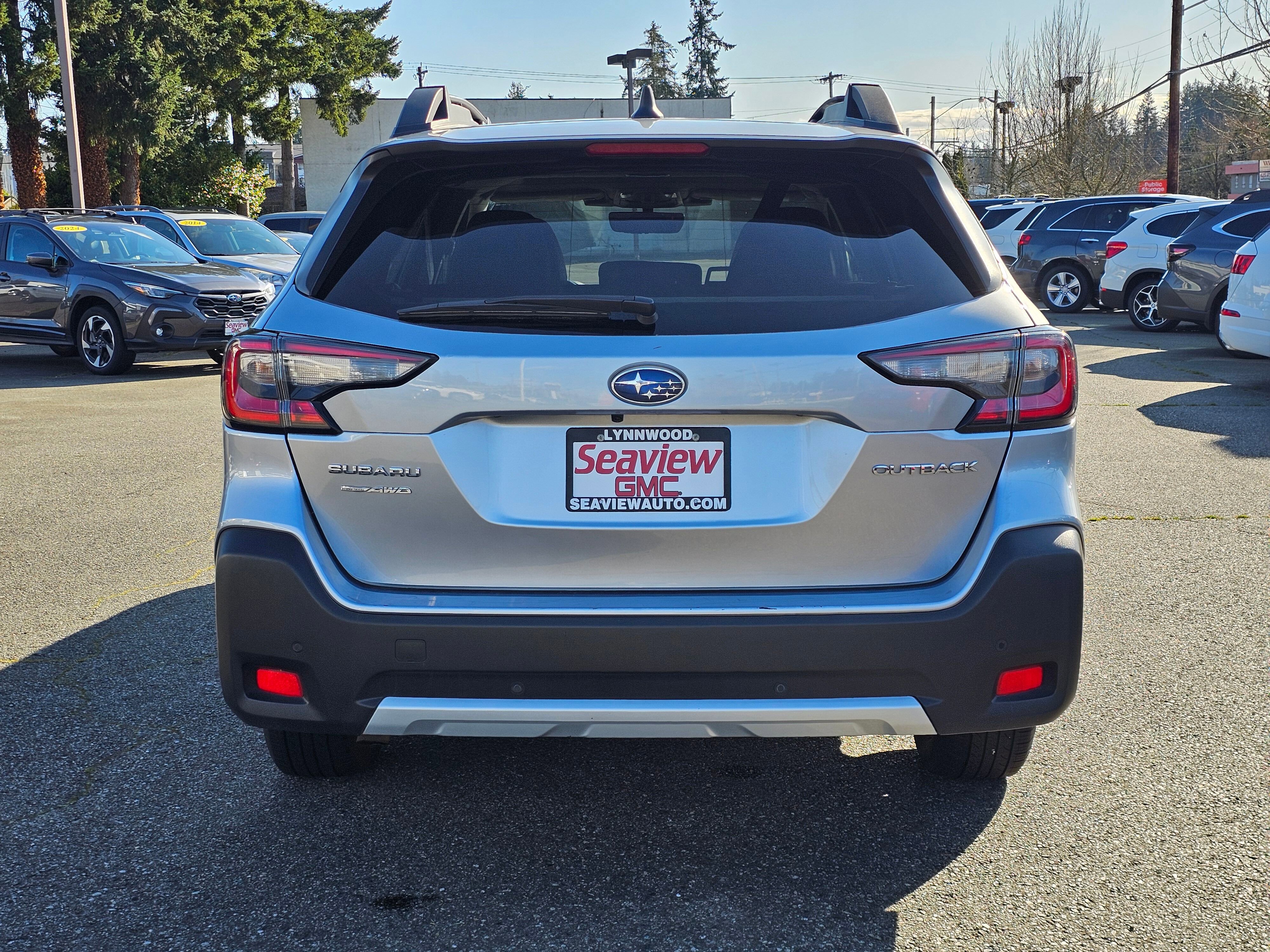 Used 2024 Subaru Outback Limited AWD/4WD image 6