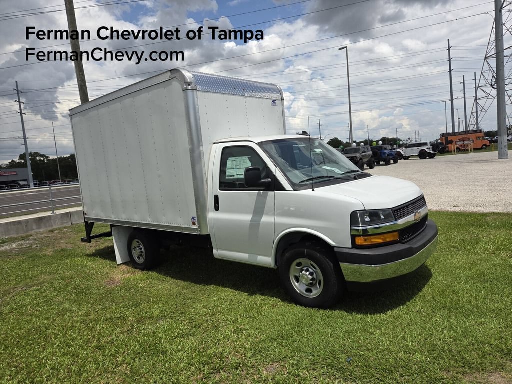 New 2024 Chevrolet Express 3500 w/ Power Convenience Package