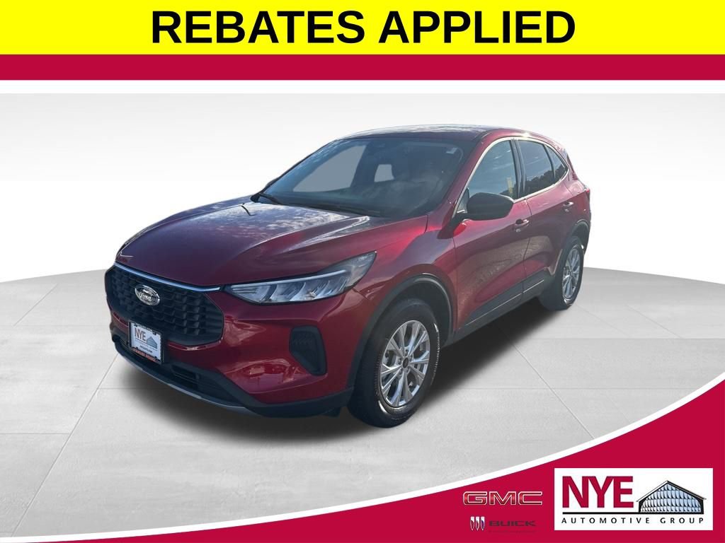 Used 2025 Ford Escape Active w/ Cold Weather Package image 1