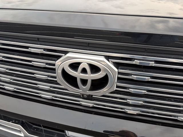 Used 2024 Toyota Tacoma Limited w/ Limited Package (LT) AWD/4WD image 24