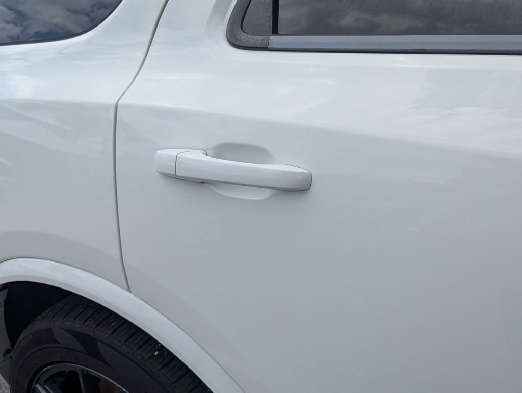 Used 2019 Dodge Durango SRT w/ Technology Group AWD/4WD image 13