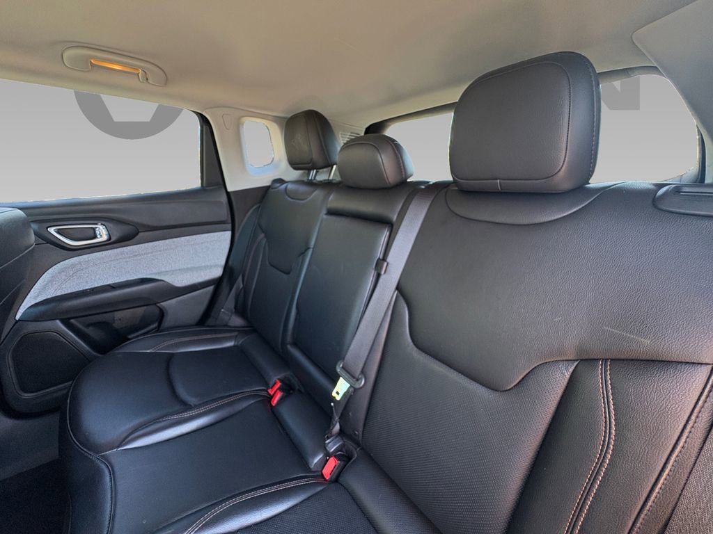 Used 2022 Jeep Compass Latitude image 4