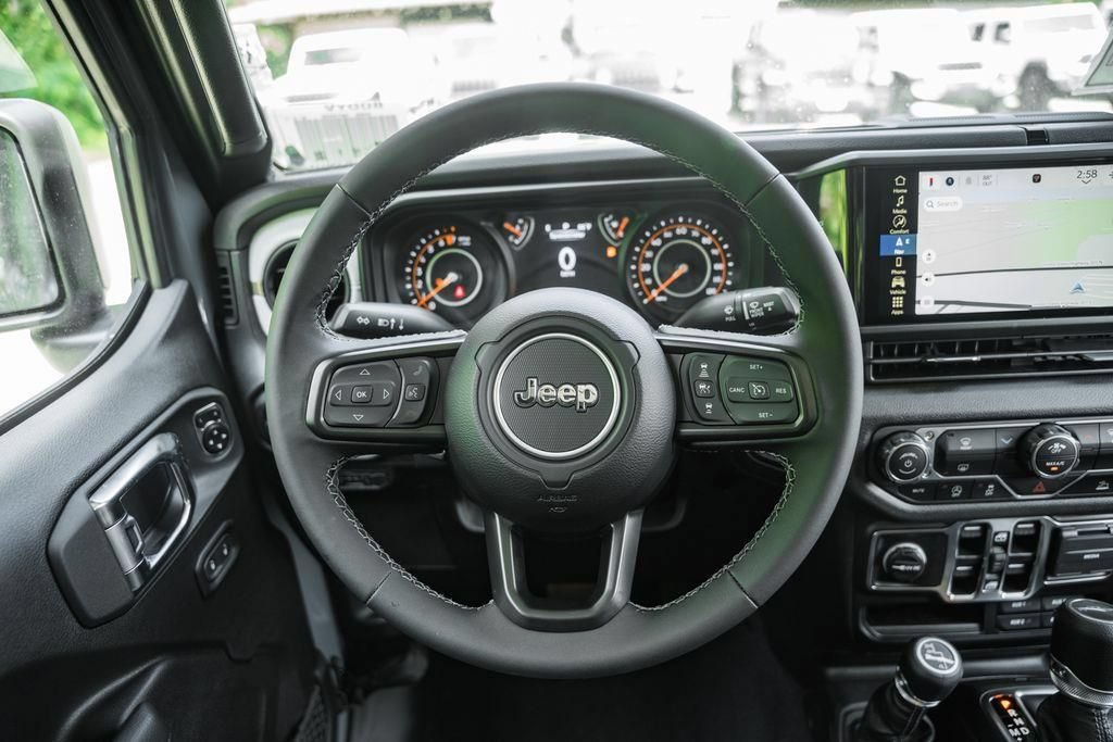 New 2025 Jeep Gladiator Sport AWD/4WD image 31