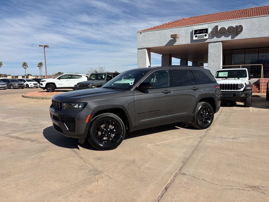 New 2026 Jeep Grand Cherokee Altitude