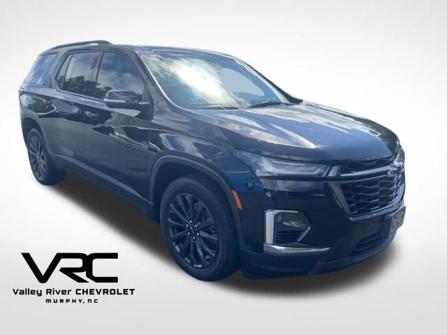 Used 2023 Chevrolet Traverse RS