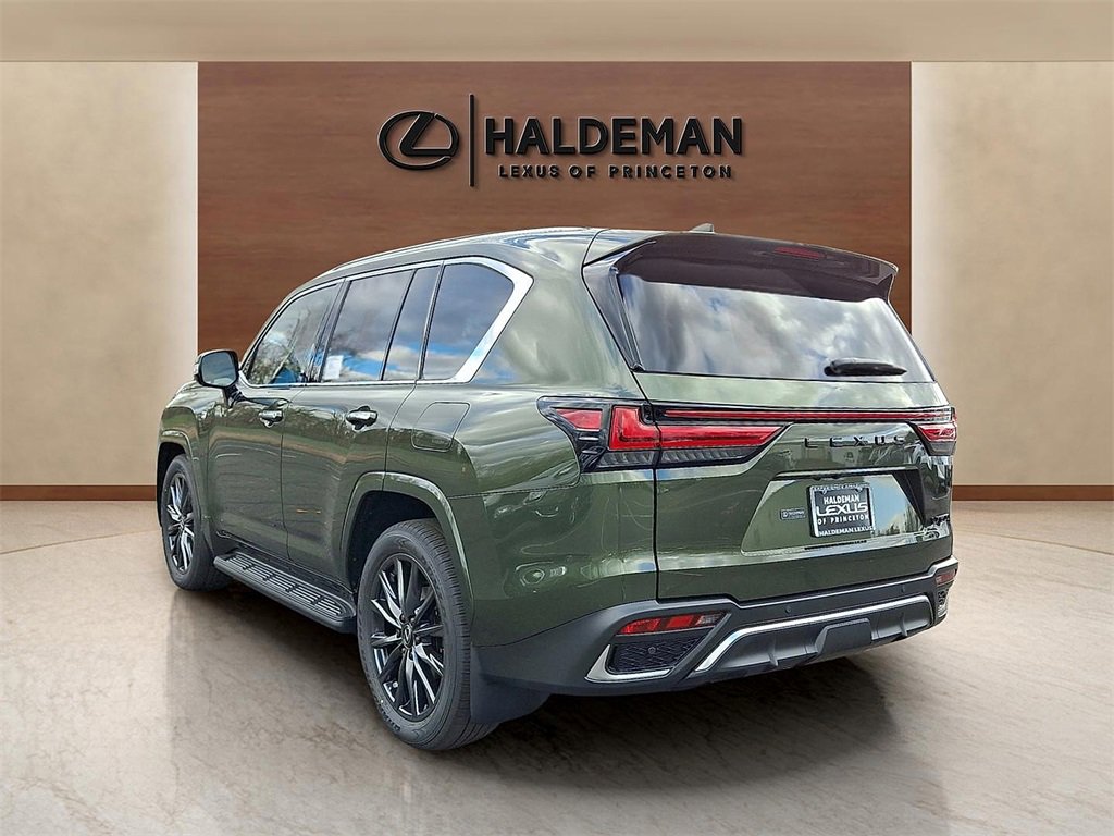 New 2025 Lexus LX 600 F Sport image 3