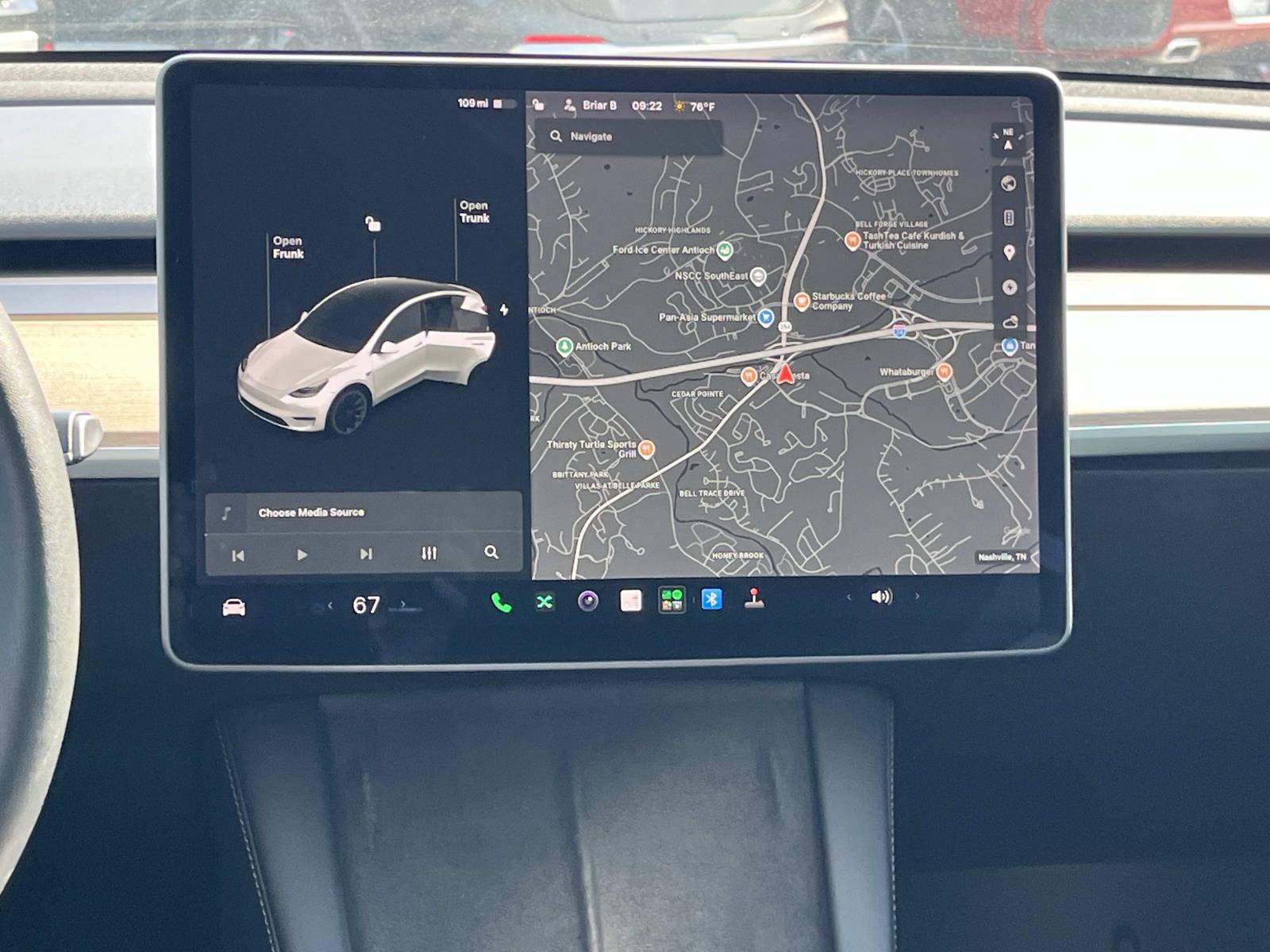 Used 2022 Tesla Model Y Long Range AWD/4WD image 15