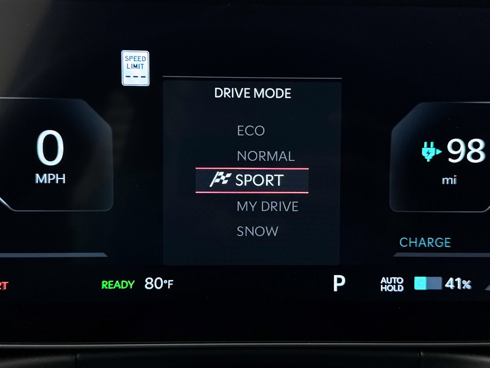 Used 2024 Kia EV9 Wind image 11