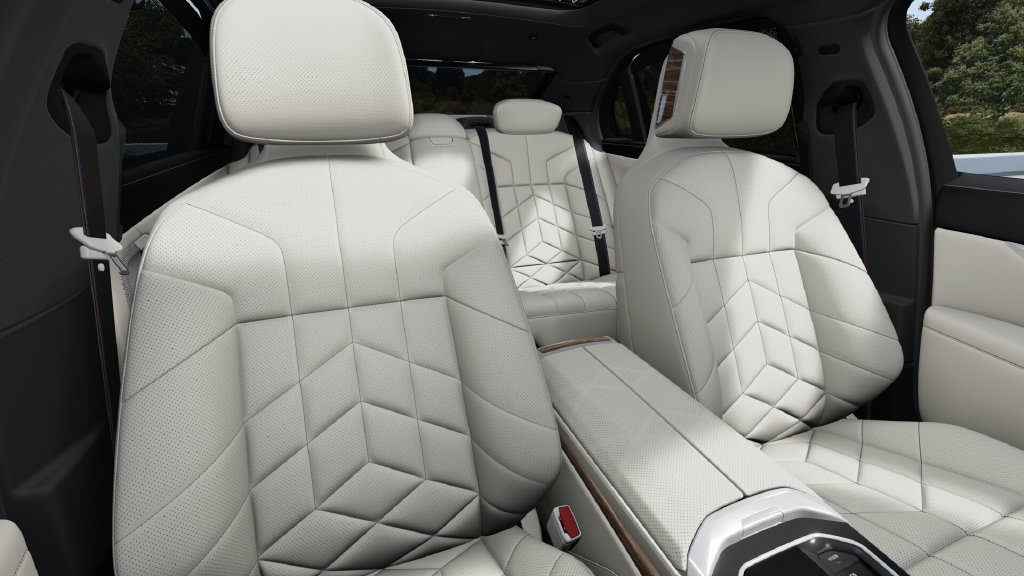 New 2026 BMW 740i RWD image 36