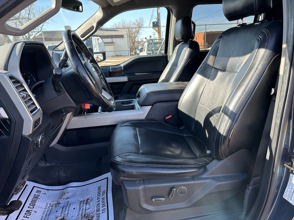 Used 2017 Ford F250 Lariat w/ Lariat Value Package image 19