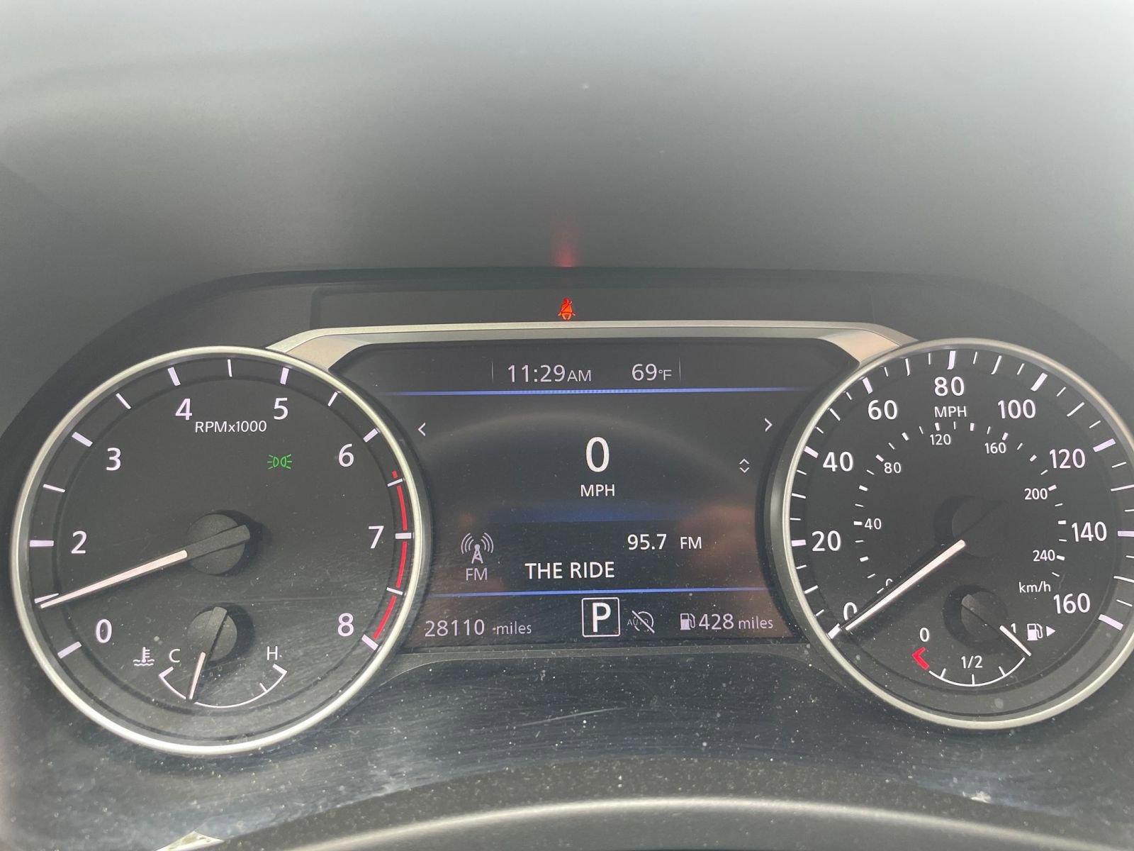 Used 2025 Nissan Sentra SV image 38