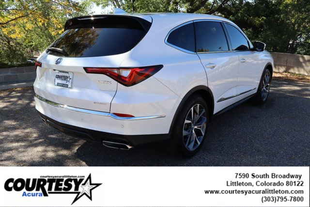 Used 2024 Acura MDX w/ Technology Package AWD/4WD image 6
