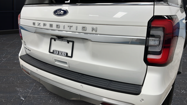 Used 2024 Ford Expedition Platinum AWD/4WD image 39