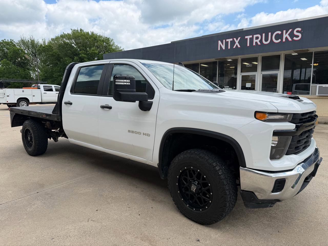 Used 2024 Chevrolet Silverado 2500 W/T w/ WT Convenience Package AWD/4WD image 7