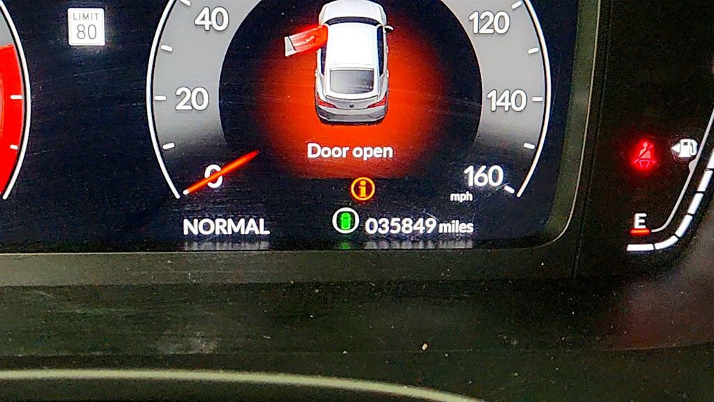 Used 2023 Acura Integra A-Spec image 16