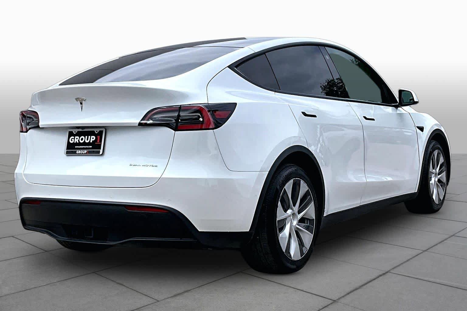 Used 2021 Tesla Model Y Long Range AWD/4WD image 12