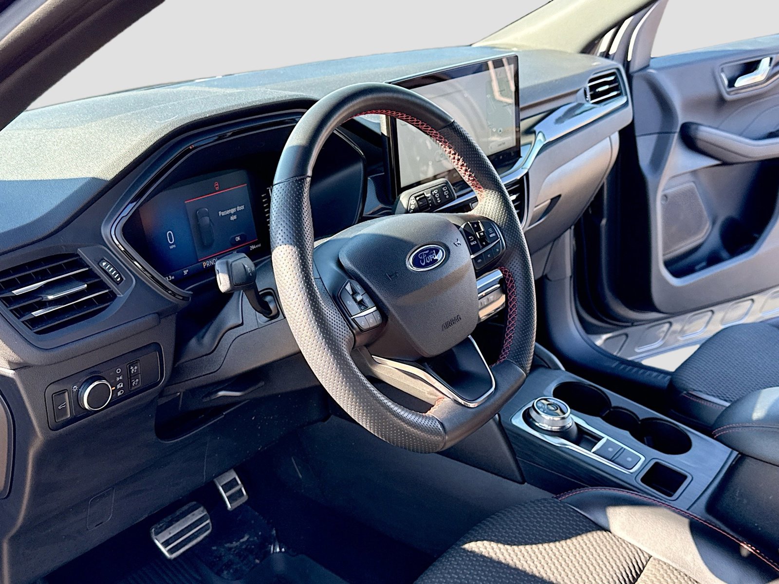 Used 2023 Ford Escape ST-Line w/ Tech Pack #1 image 4