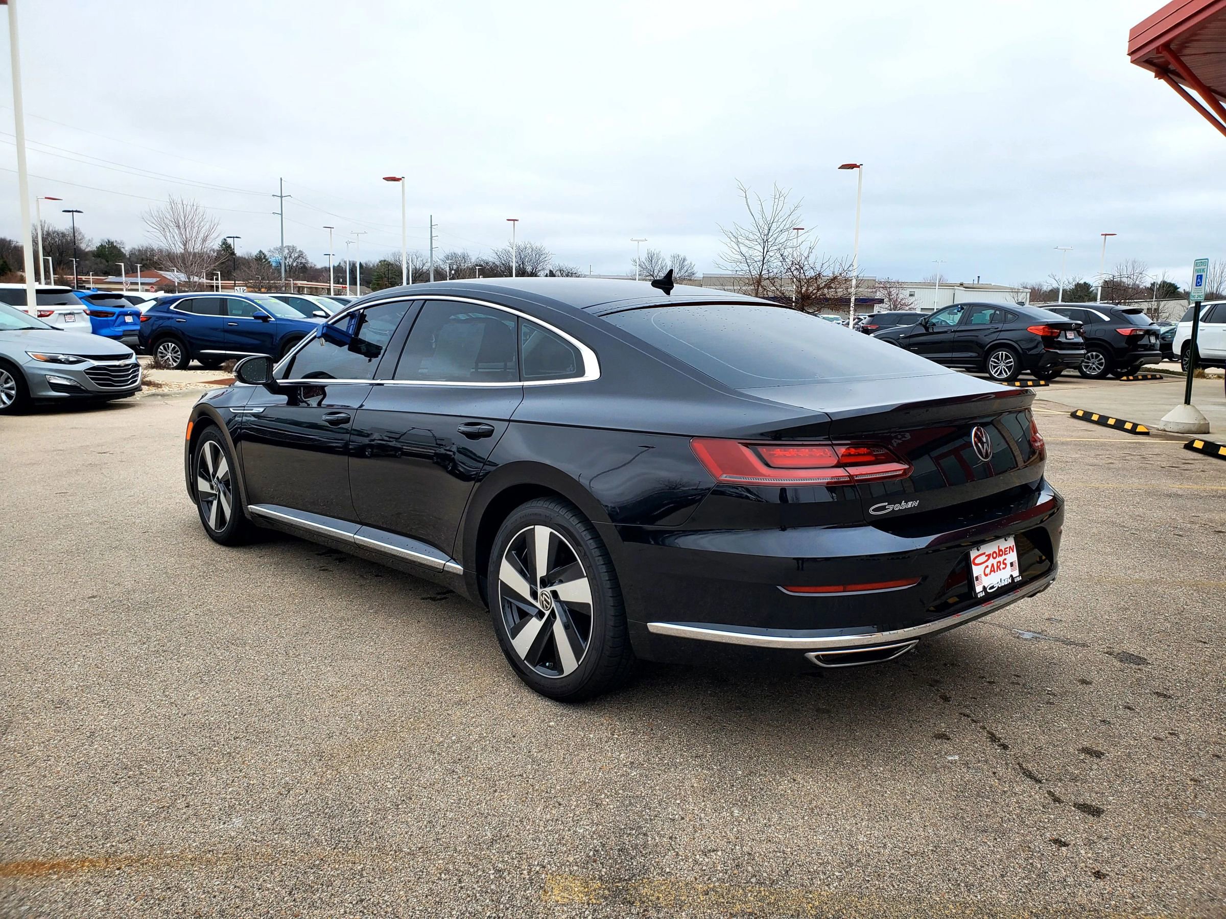 Used 2021 Volkswagen Arteon SE FWD image 7