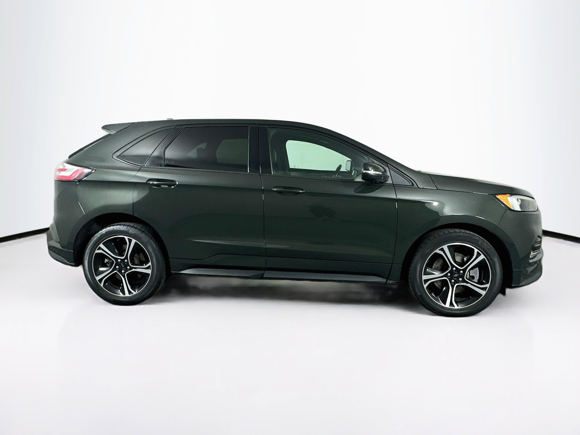 Used 2022 Ford Edge ST AWD/4WD image 10