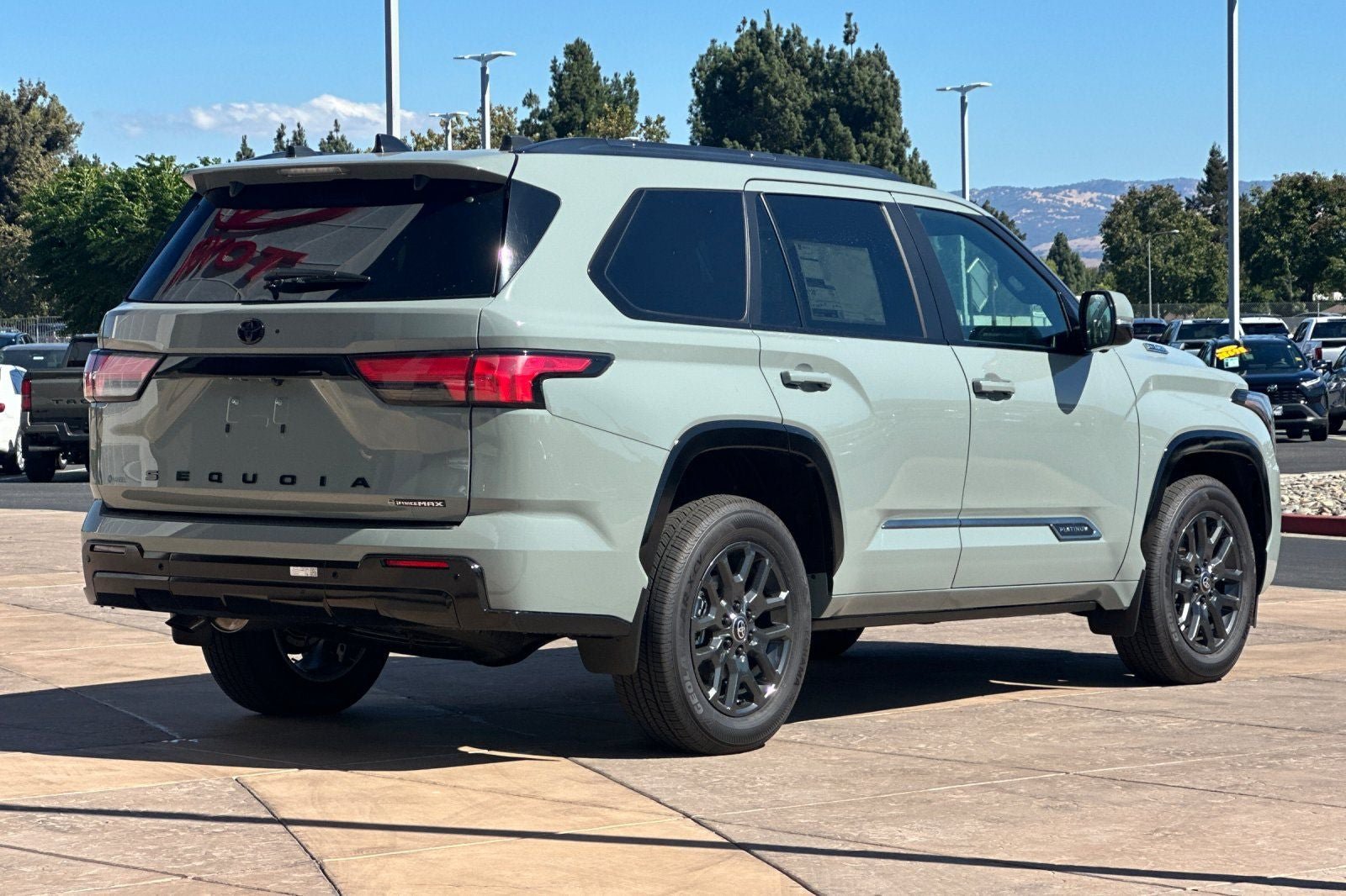 New 2026 Toyota Sequoia Platinum w/ Tow Technology Package AWD/4WD image 4