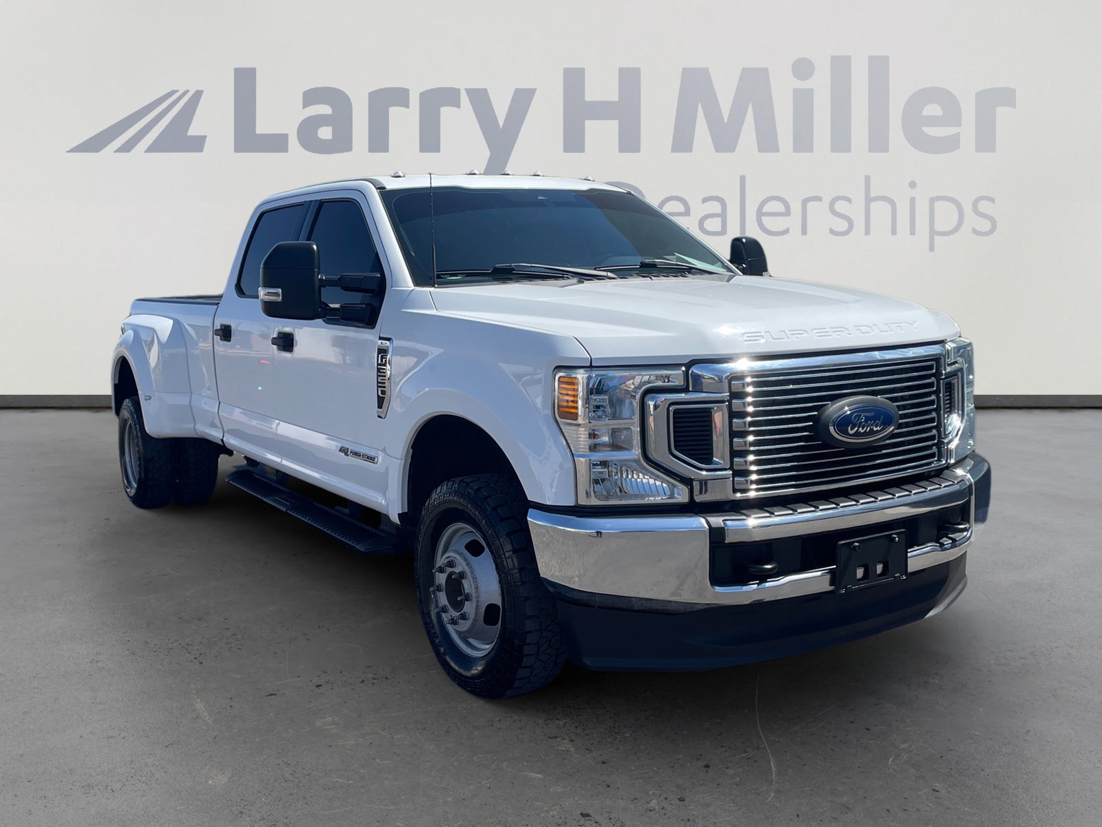 Used 2022 Ford F350 XLT AWD/4WD image 7