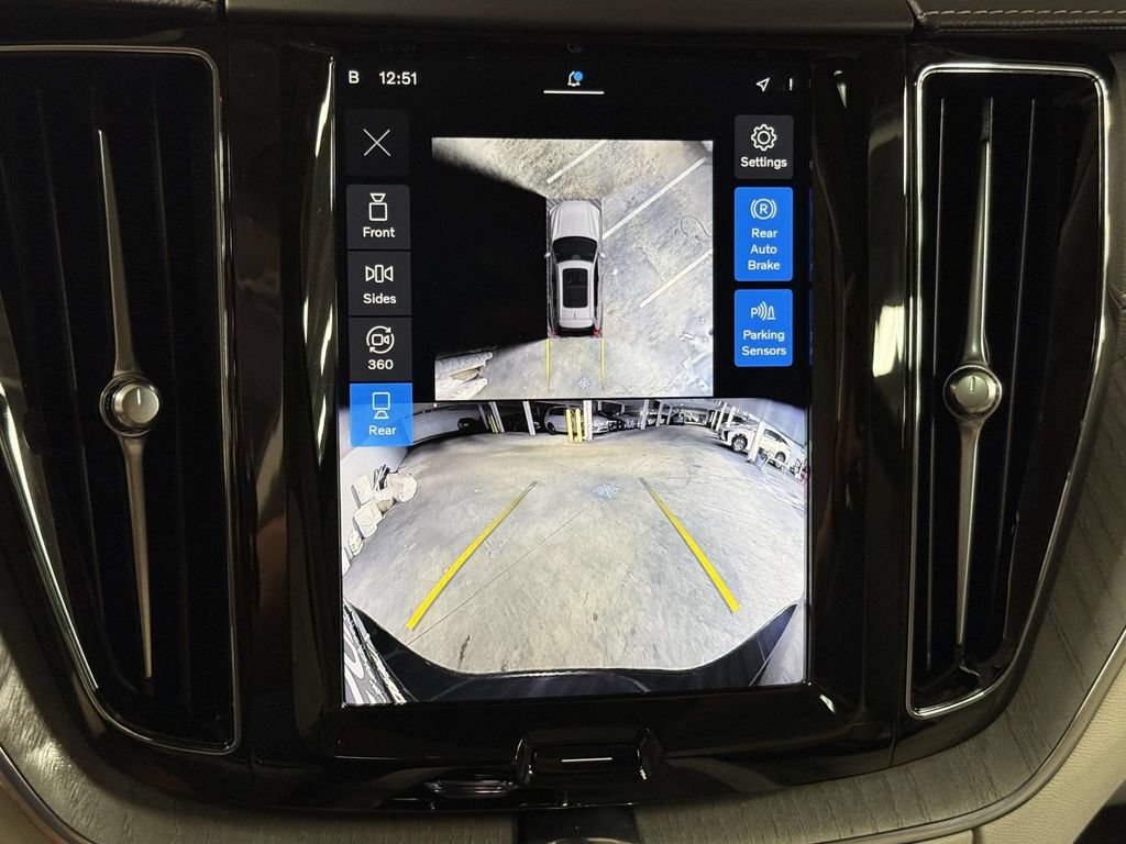 Used 2024 Volvo XC60 T8 Ultimate w/ Climate Package AWD/4WD image 7