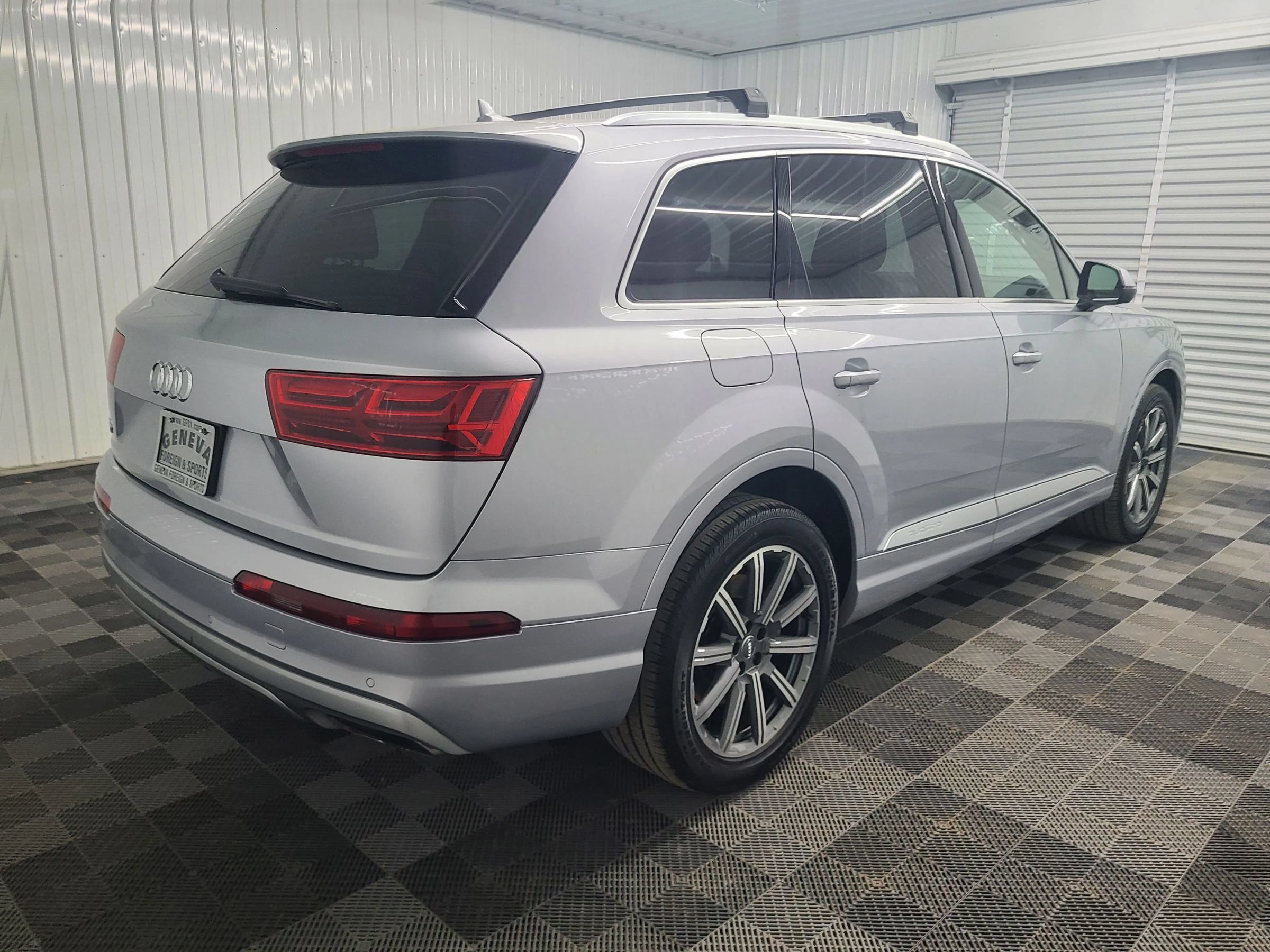 Used 2019 Audi Q7 3.0T Premium w/ Convenience Package AWD/4WD image 11