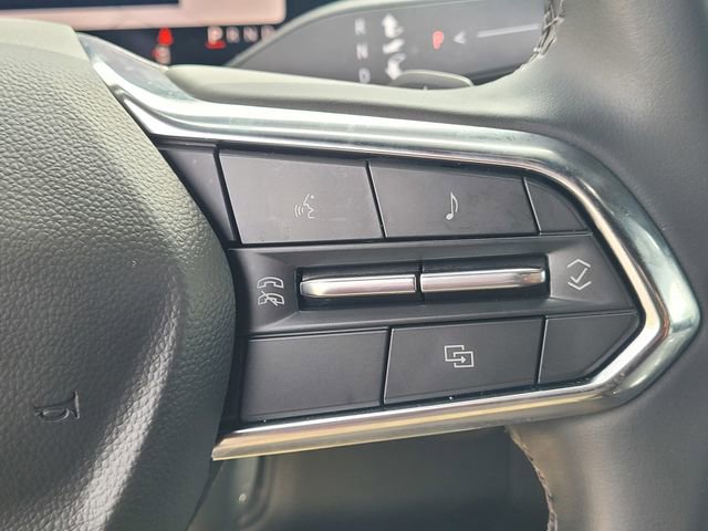 Used 2025 Chevrolet Tahoe LT image 16