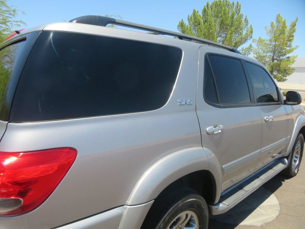Used 2006 Toyota Sequoia SR5 AWD/4WD image 10