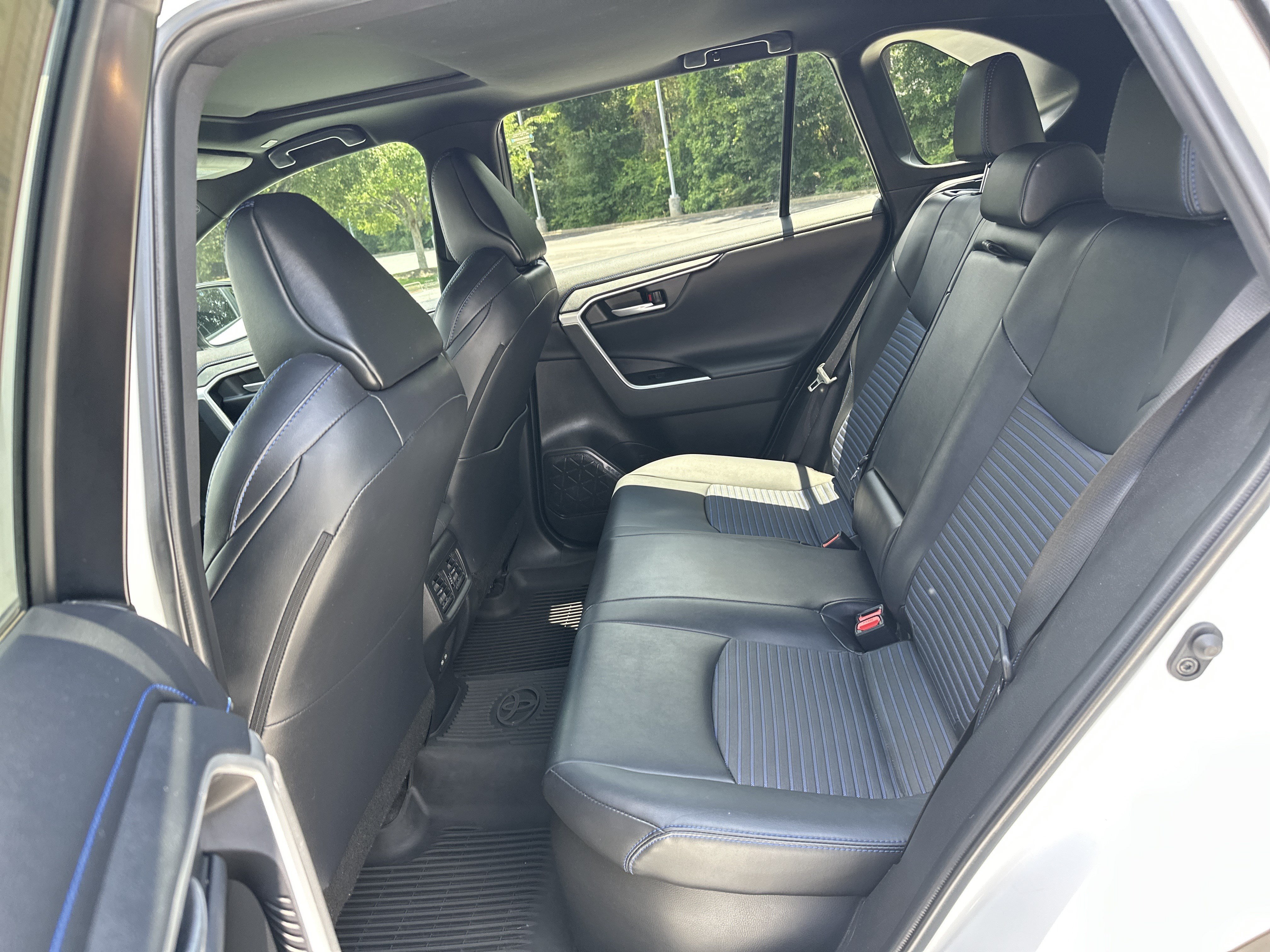 Certified 2023 Toyota RAV4 XSE AWD/4WD image 31