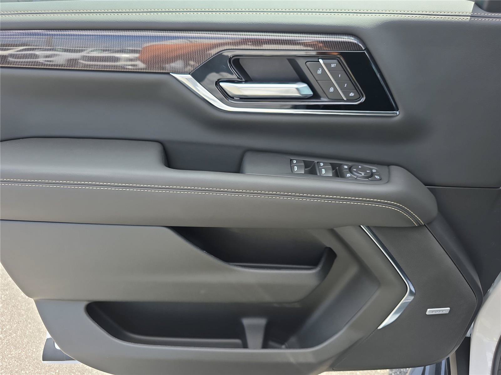 New 2026 GMC Yukon XL Elevation RWD image 16