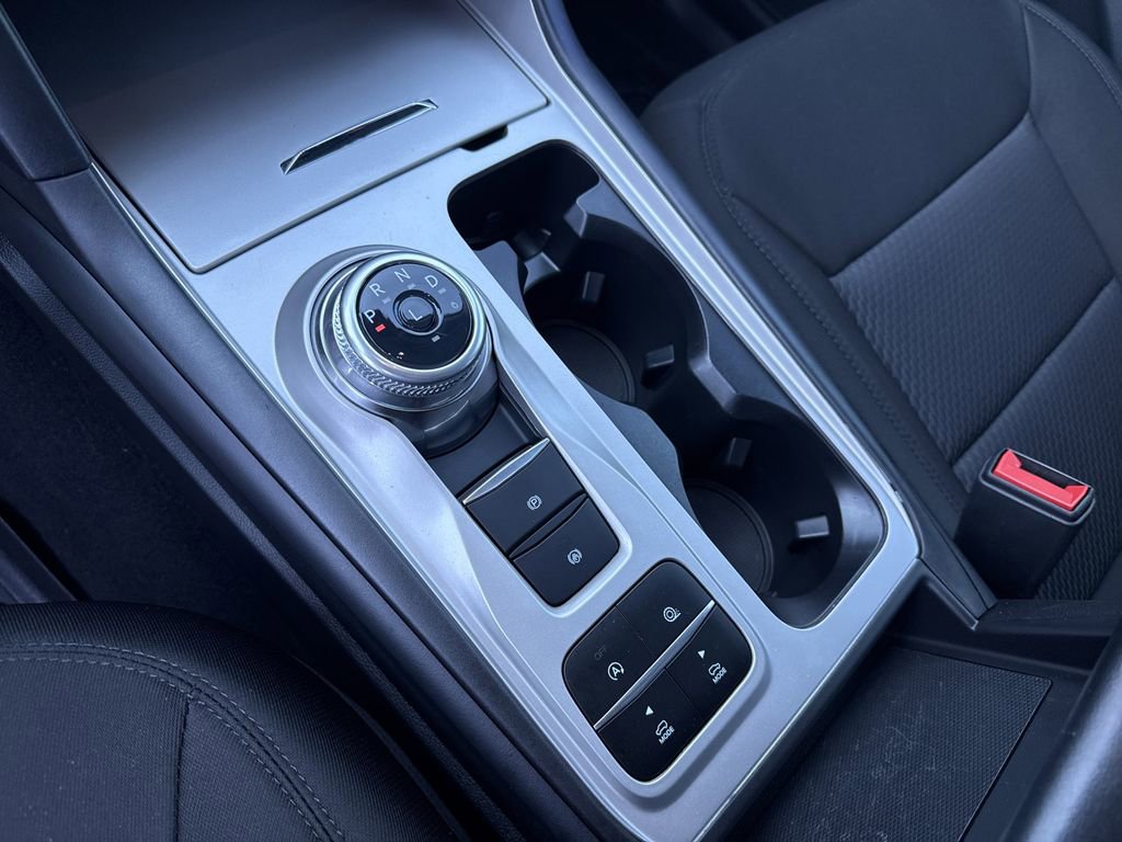 Used 2024 Ford Explorer XLT image 30