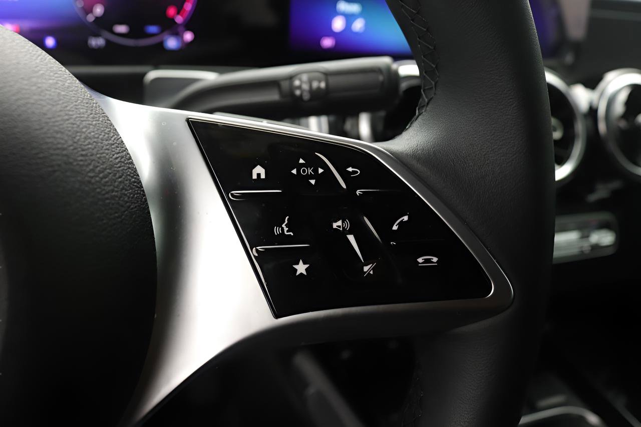 Certified 2026 Mercedes-Benz GLB 250 image 12