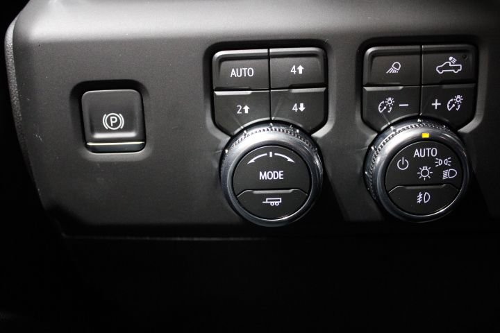 New 2026 GMC Sierra 2500 AT4 w/ Technology Package image 41