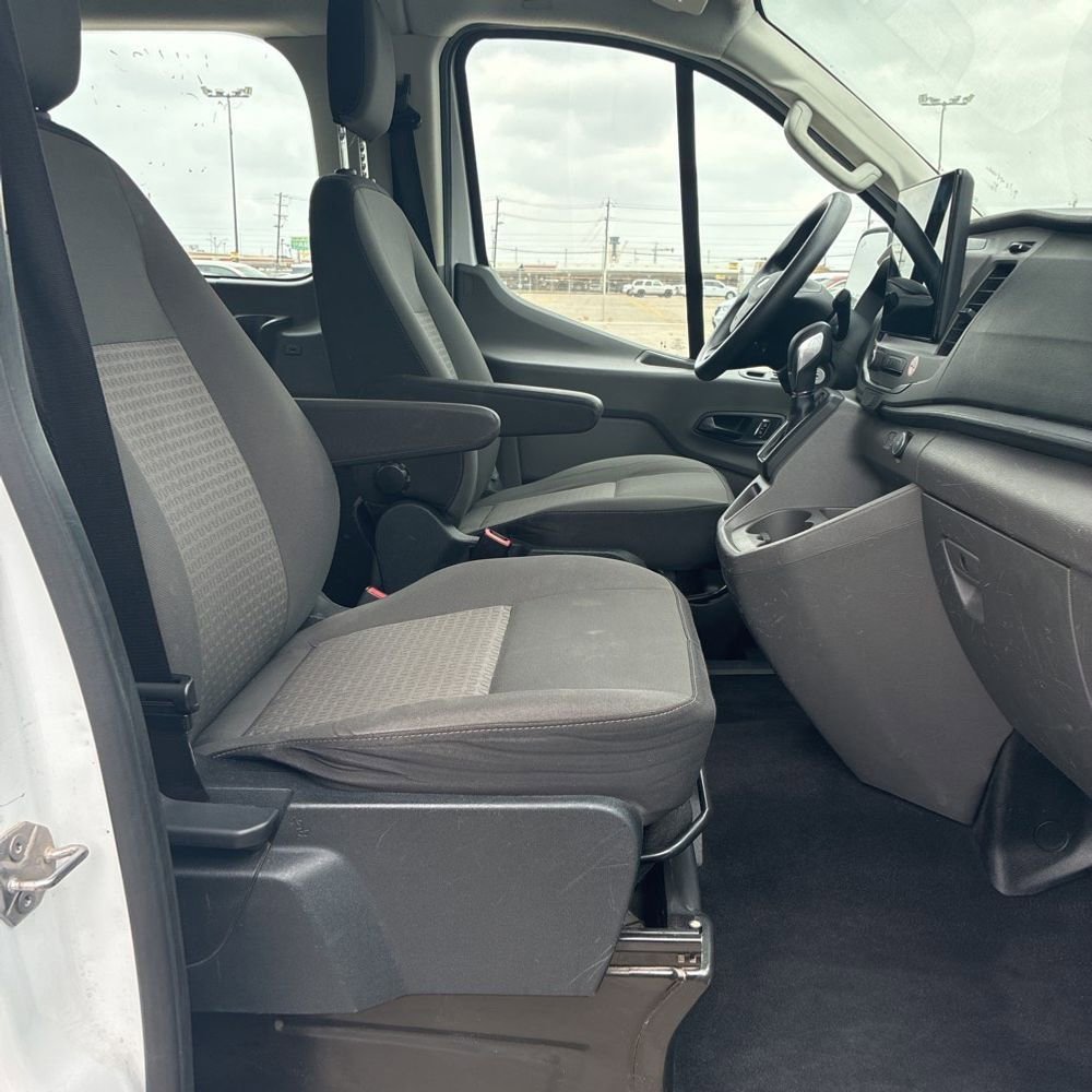 Used 2022 Ford Transit 350 XLT image 8