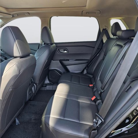 Certified 2025 Nissan Rogue SV w/ SV Premium Package image 15