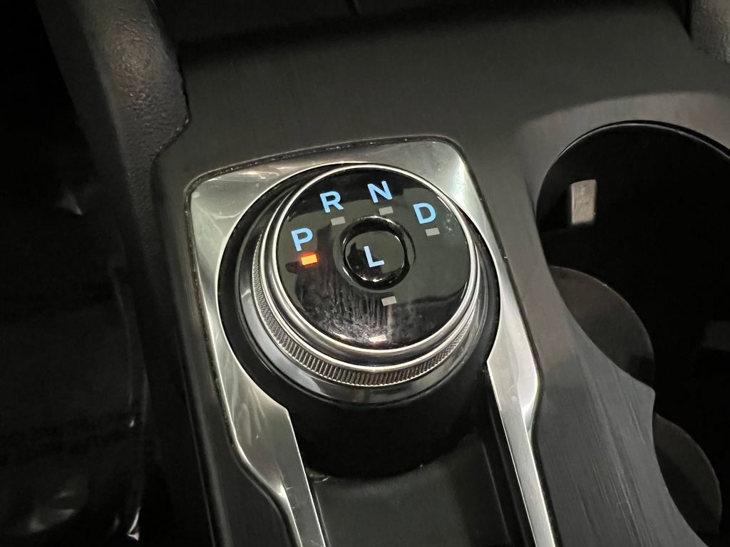 Used 2021 Ford Escape SE w/ SE Sport Appearance Package image 26